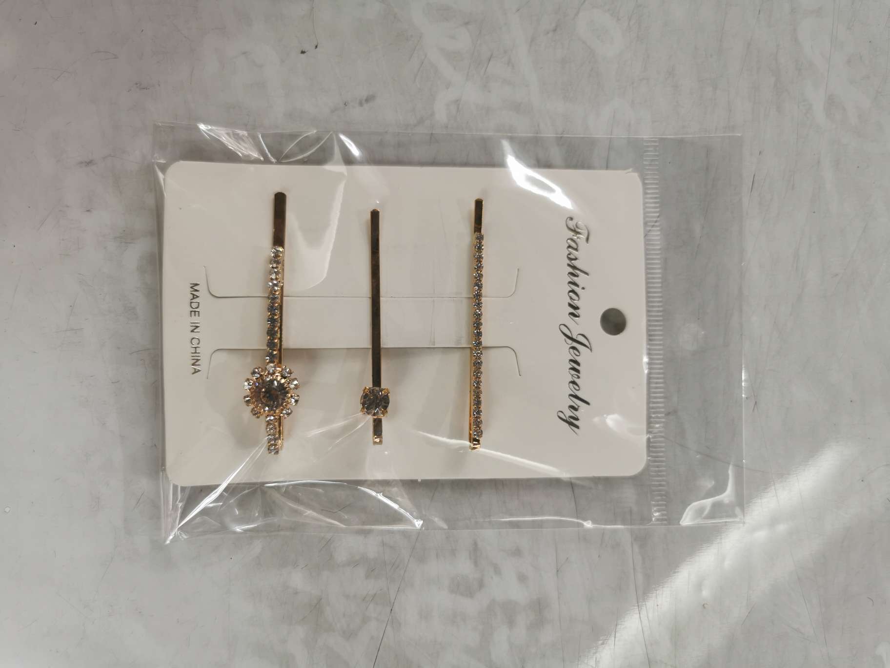 A four-piece suit with one clip thumbnail