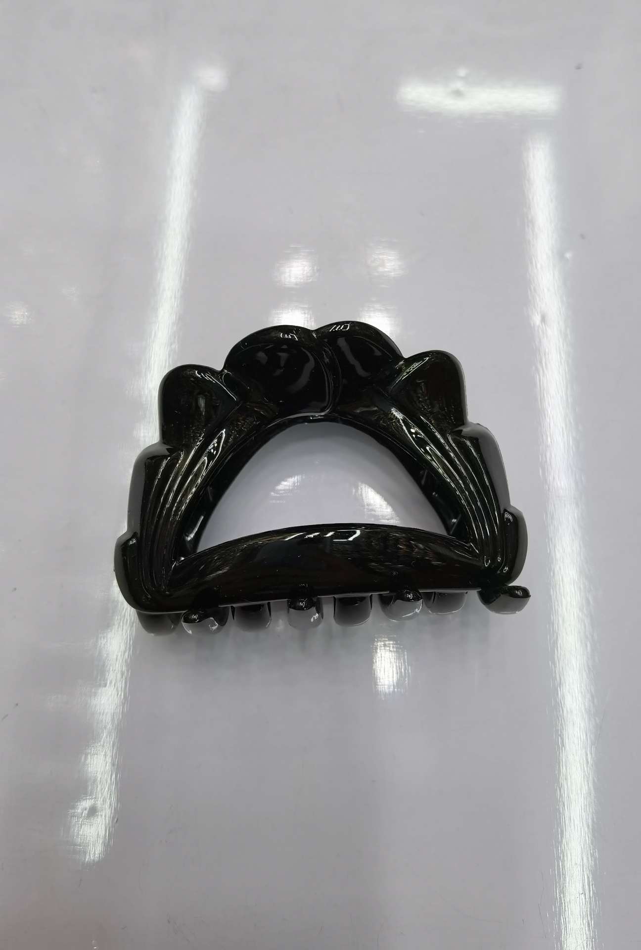 Claw clip thumbnail