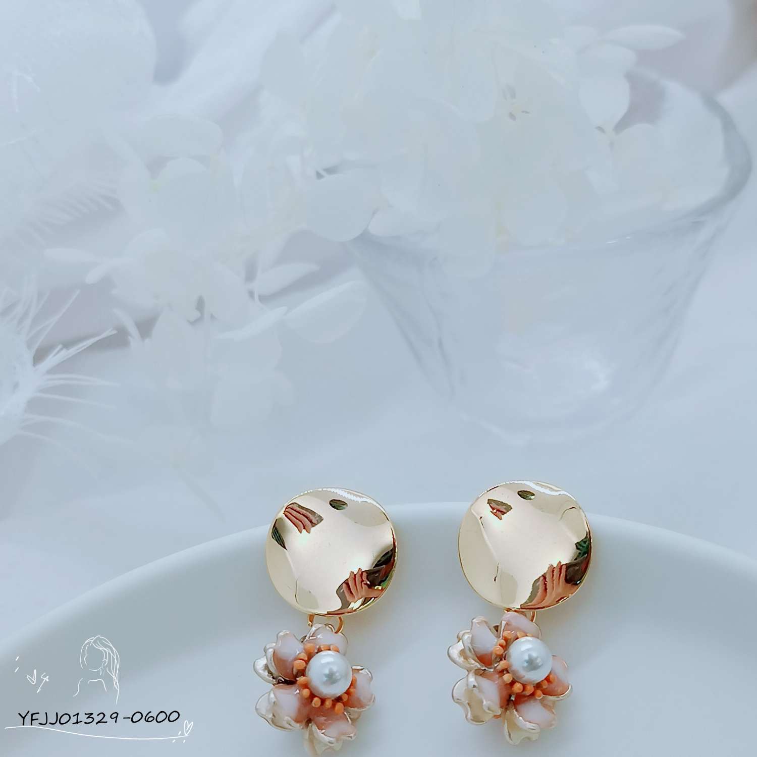 French Vintage Elegant Three-Dimensional Double-Sided Flower Earrings Specification drawing