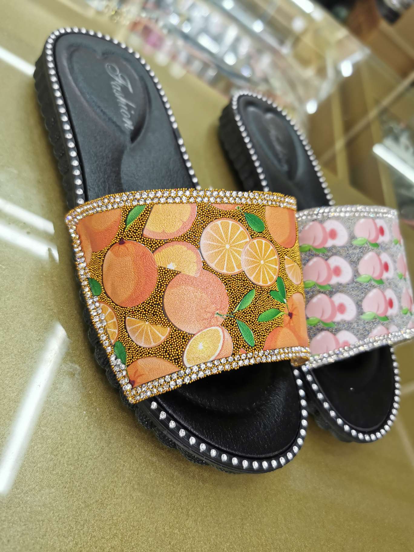 女式凉拖实物图