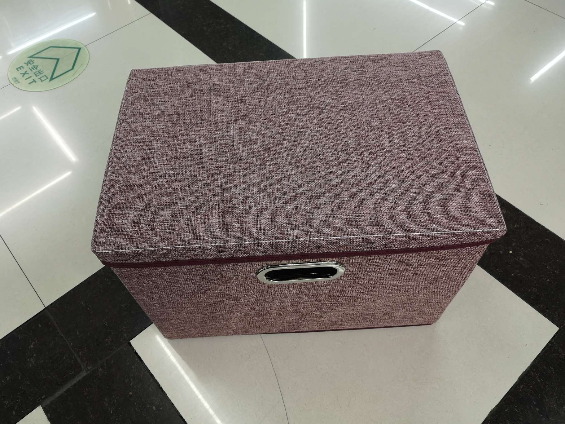 棉麻大号箱。白底实物图