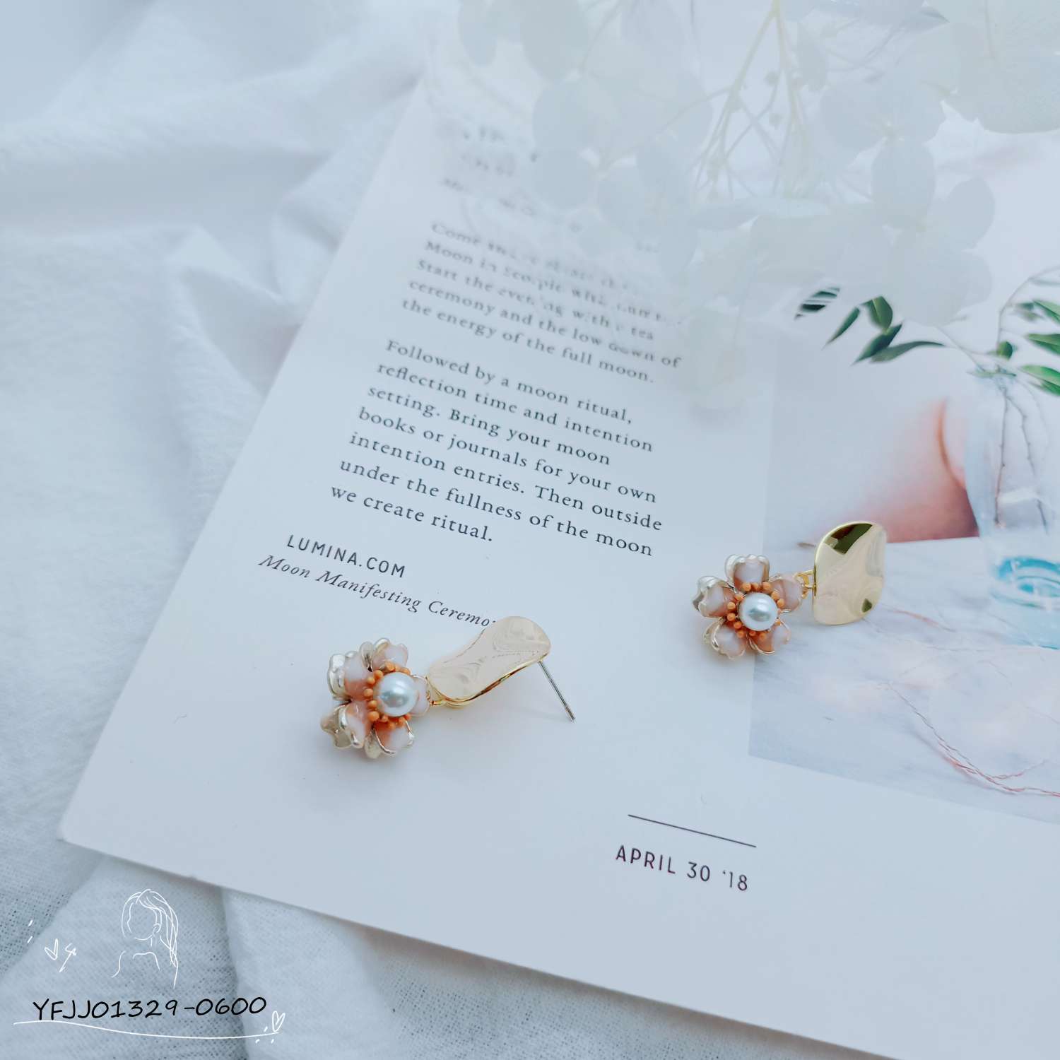 French Vintage Elegant Three-Dimensional Double-Sided Flower Earrings details Picture