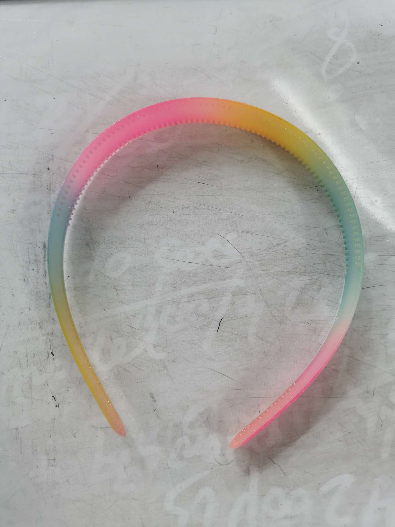 Colorful spray-painted head buckle thumbnail