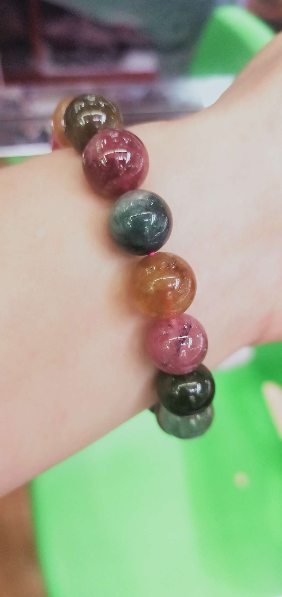 Tourmaline bracelet details Picture