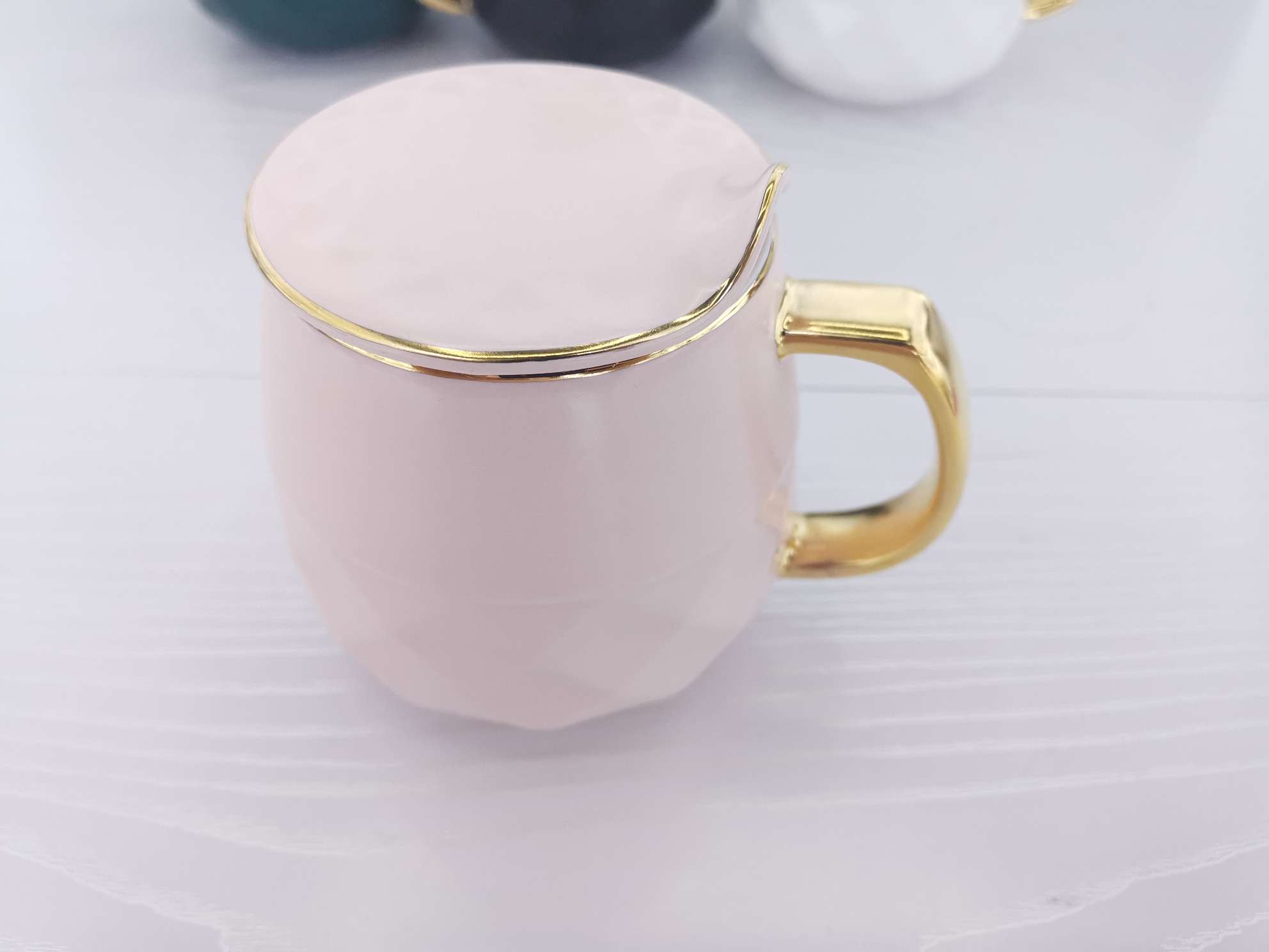 High-end ceramic cups with diamond and gold plating, coffee cups details Picture