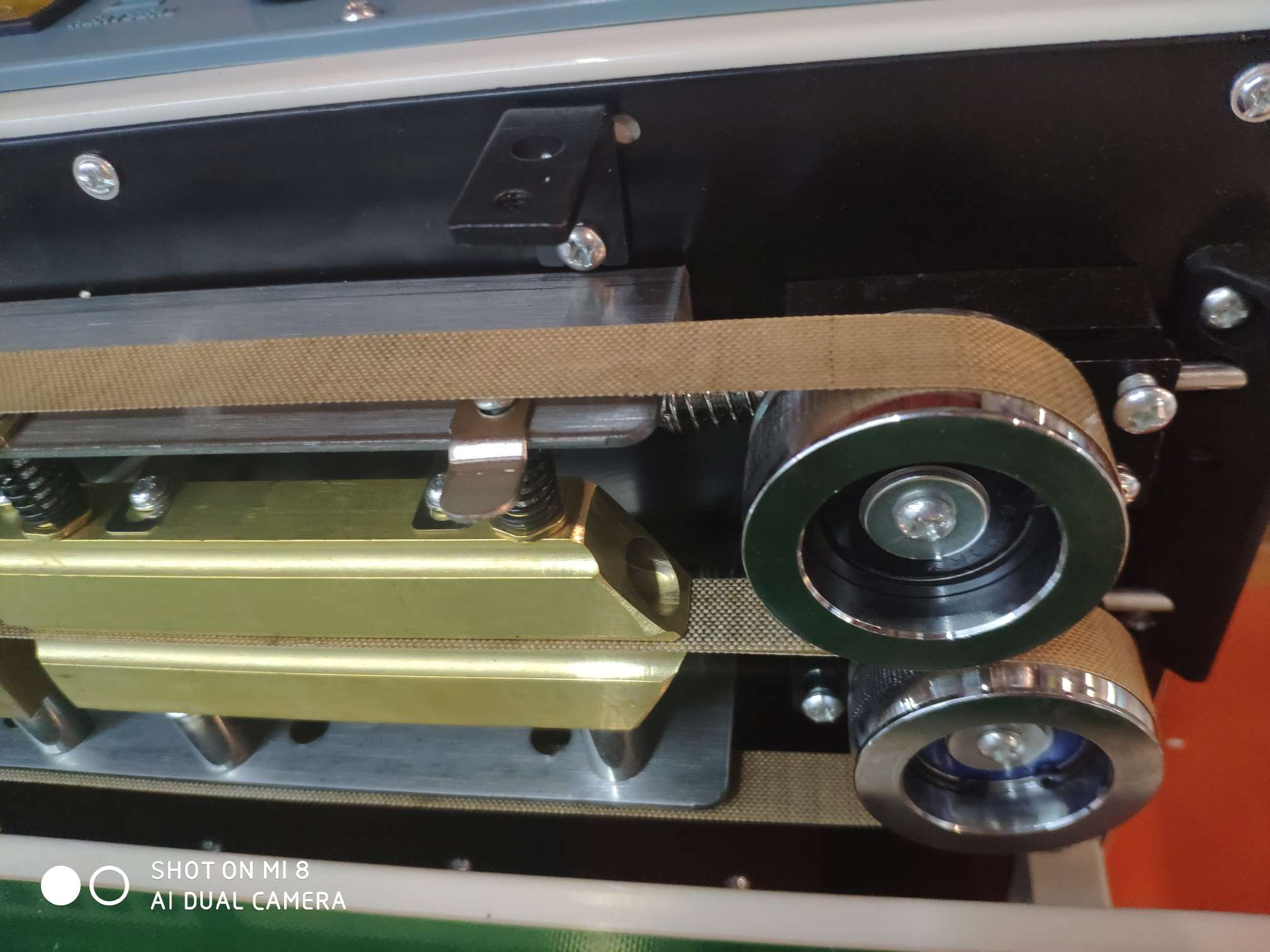 900-type continuous sealing machine accessories high-temperature sealing tape belt details Picture