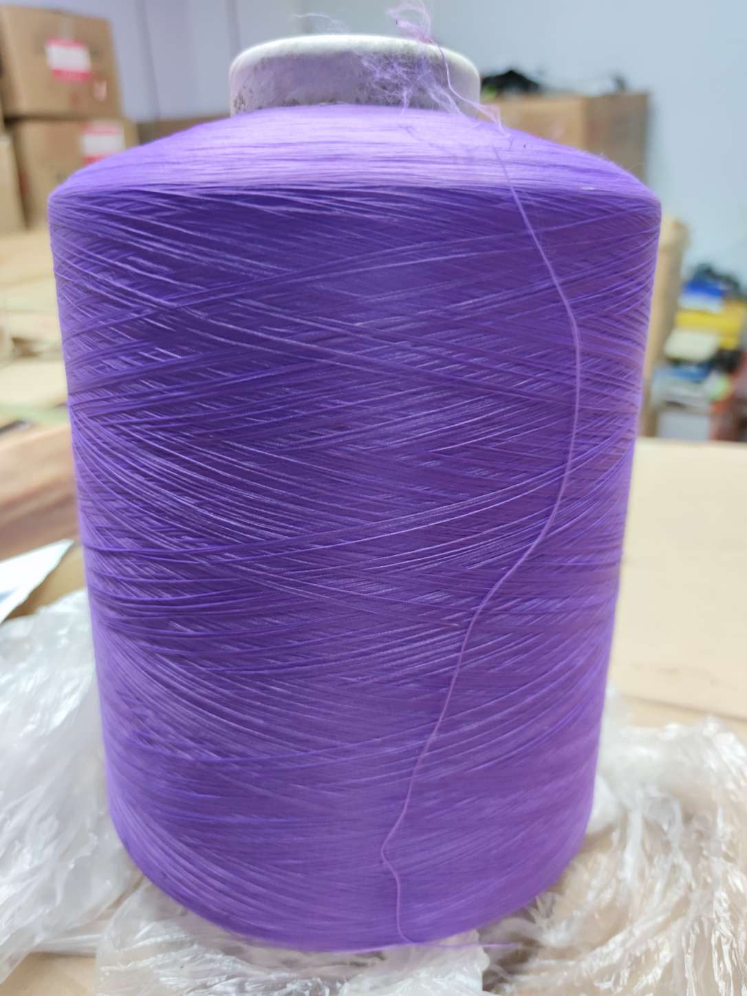 厂家直销 150D 100D 200D 300D 75D涤纶低弹丝 染色色纱 涤纶丝 缝纫线