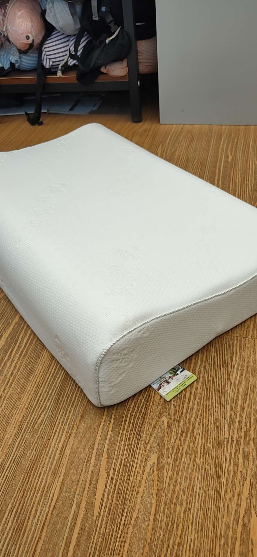 Natural Latex Pillow To Protect Cervical Vertebra Antibacterial Natural Latex To Help Sleep details Picture