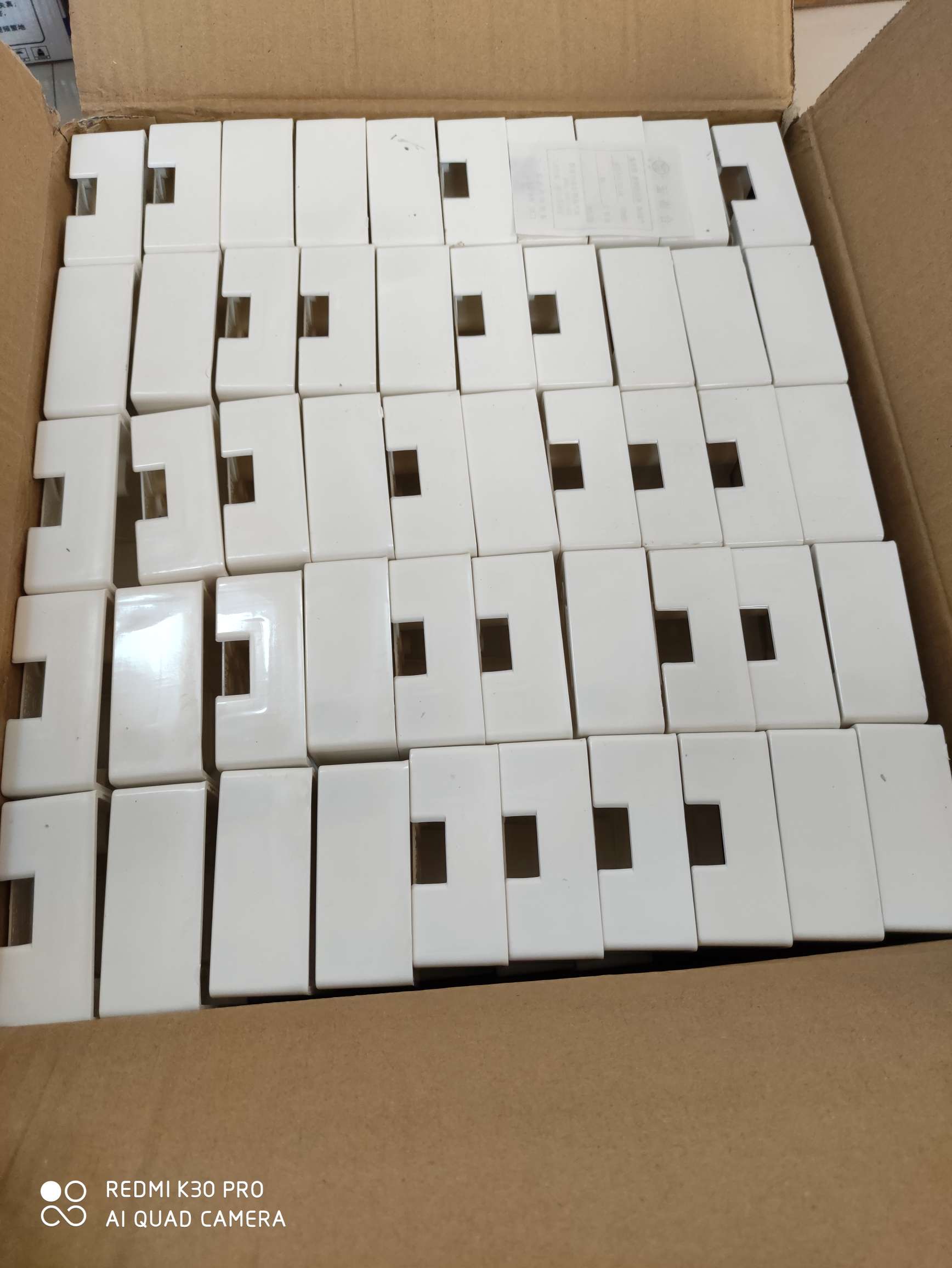 86-type exposed box switch socket bottom box wiring household 86-type panel Specification image