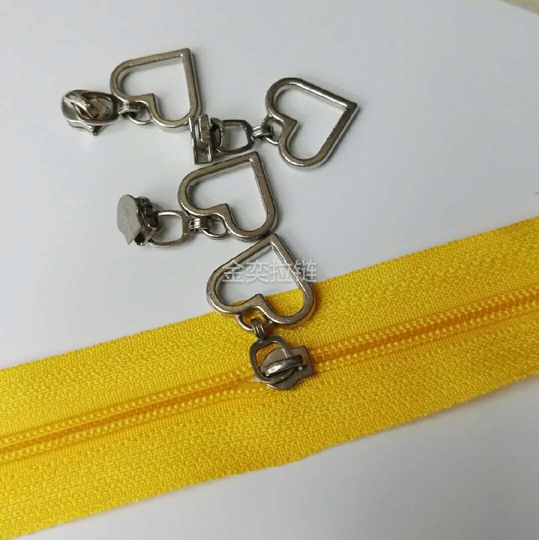 4.2 Nylon electric tin hook big heart zipper head luggage clothing home textile general