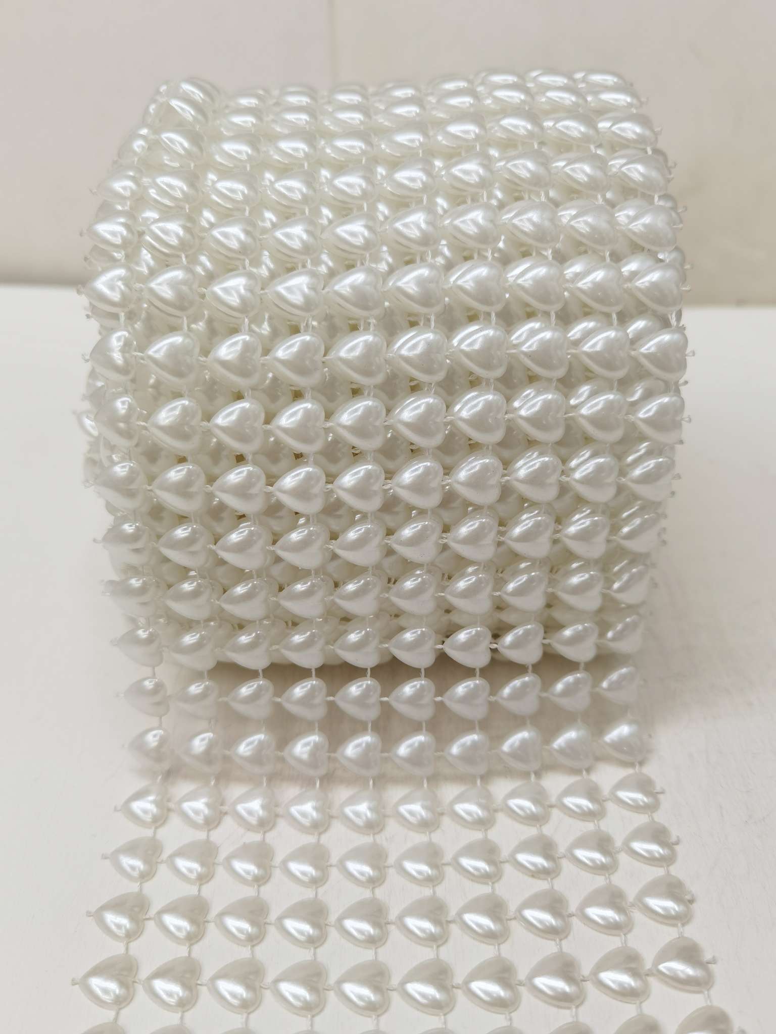 珍珠排钻白底实物图