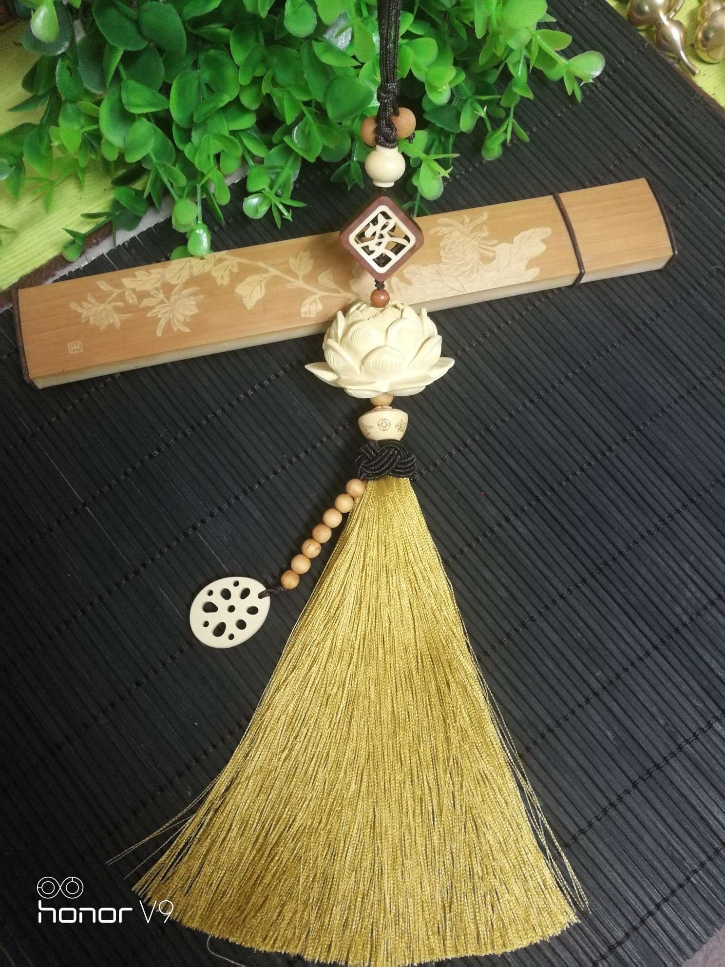 Boxwood lotus flower cart hanging undefined