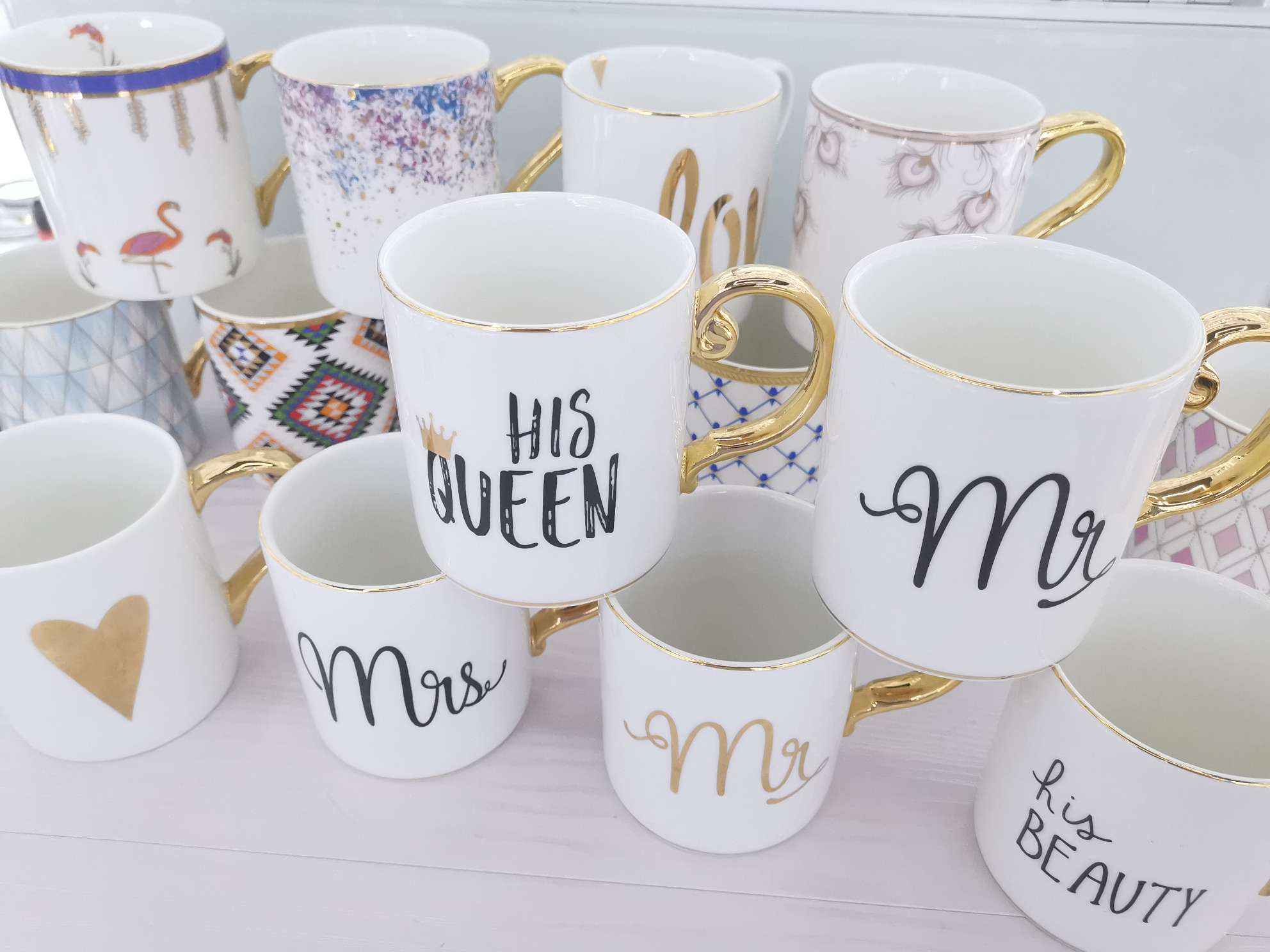 High-end gilded ceramic cups, mugs, coffee cups and water cups undefined