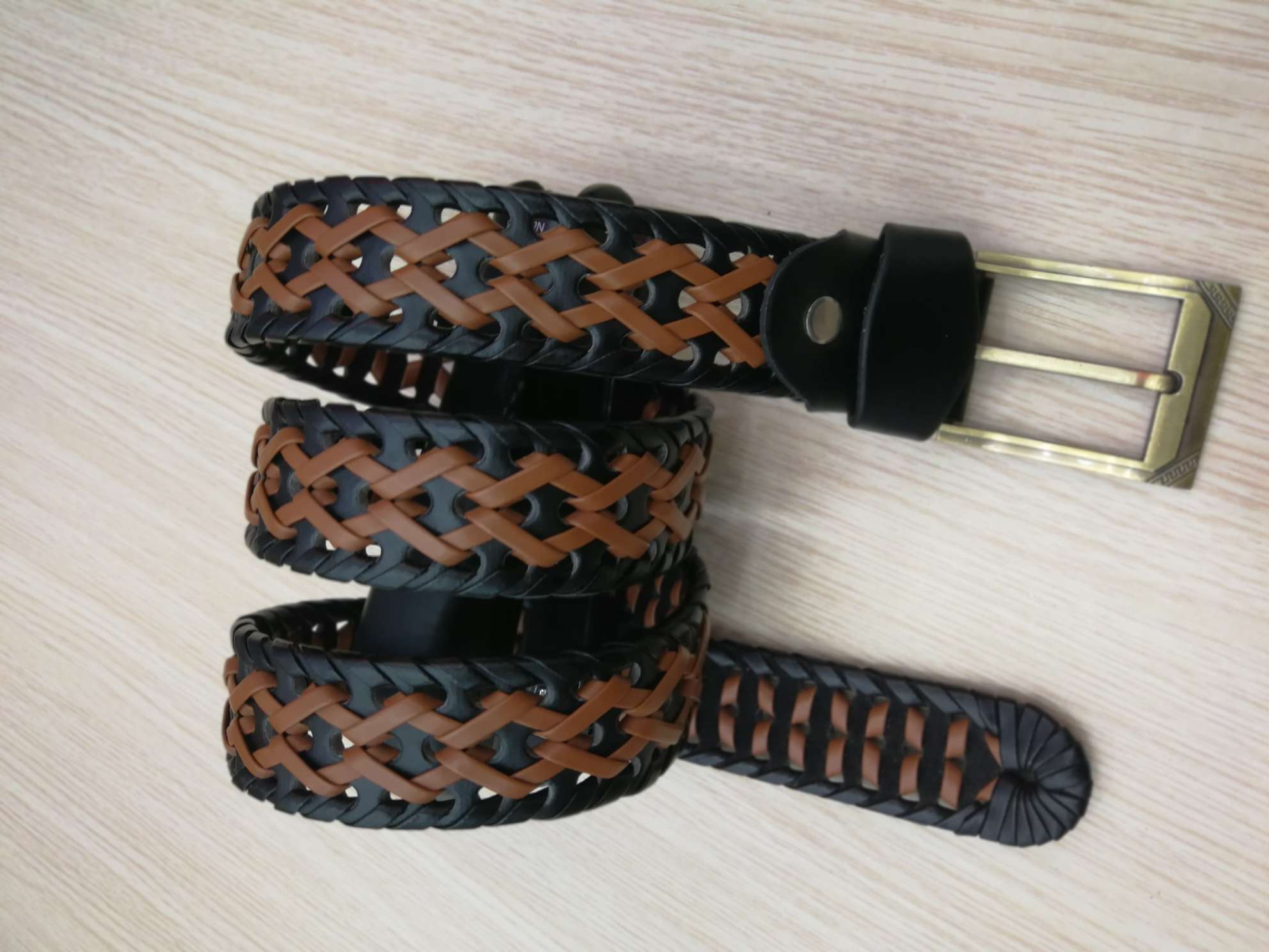 义乌好皮带AB008男士时尚商务休闲针扣手工制作男士腰带厂家直销供应内销外贸细节图