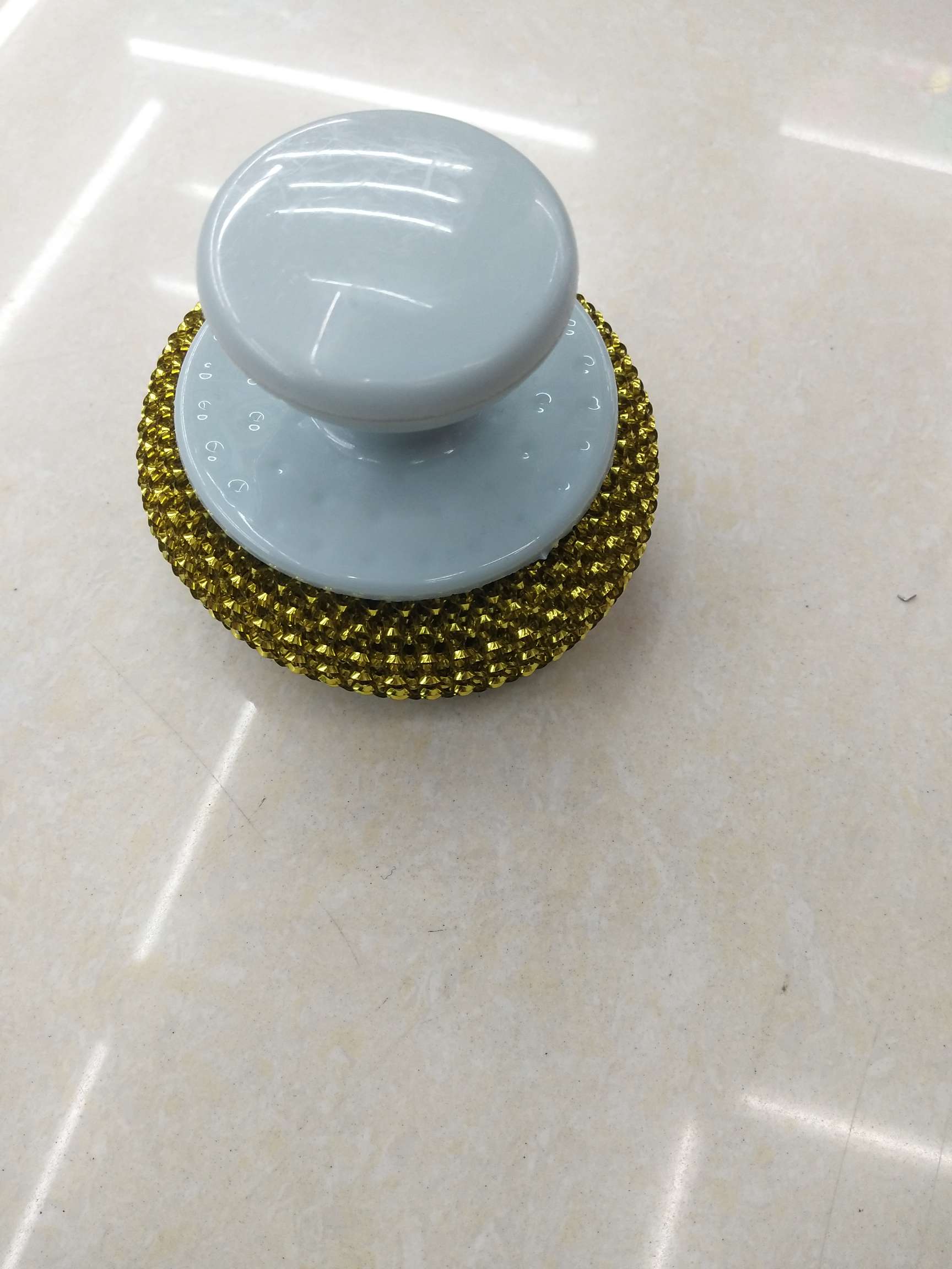 厂家直销国勇清洁球，货号H816手柄刷 PET材质，不伤锅易清洗，新型洗锅球