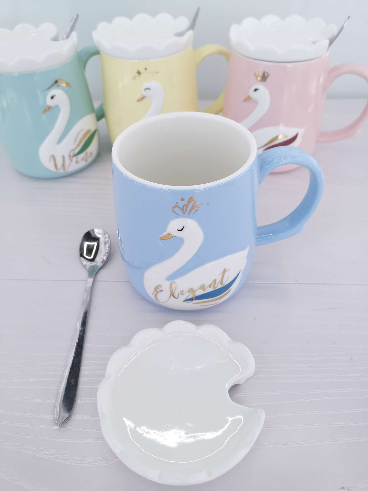 Creative three-dimensional relief swan ceramic cups, mugs, water cups undefined