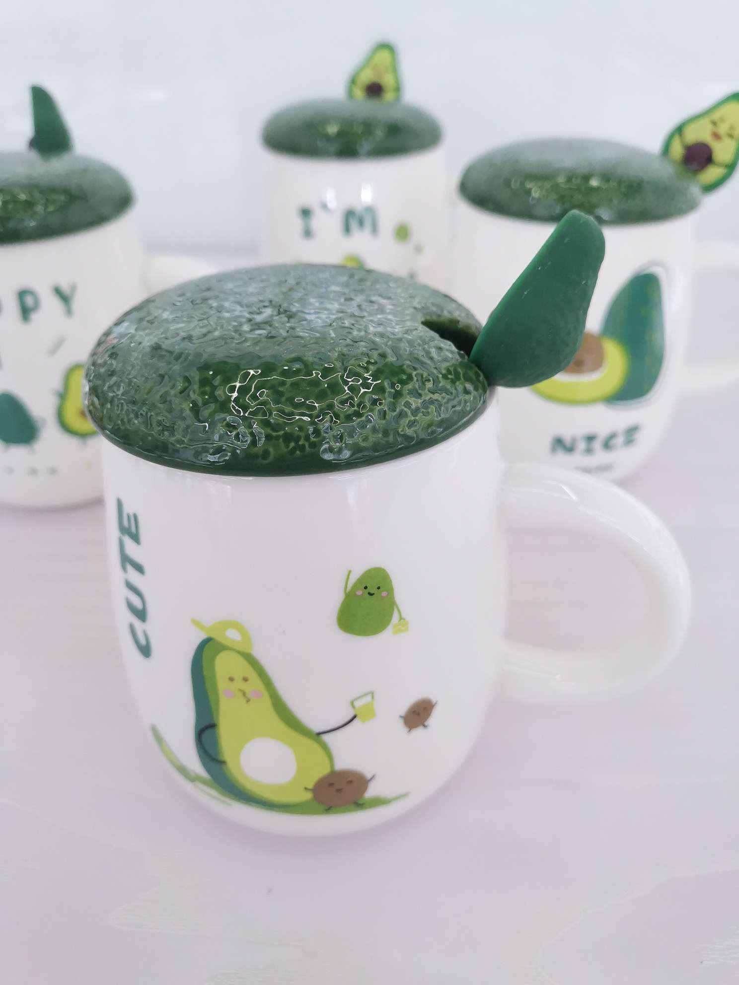 Creative avocado ceramic cups, mugs, water cups Application Scenario