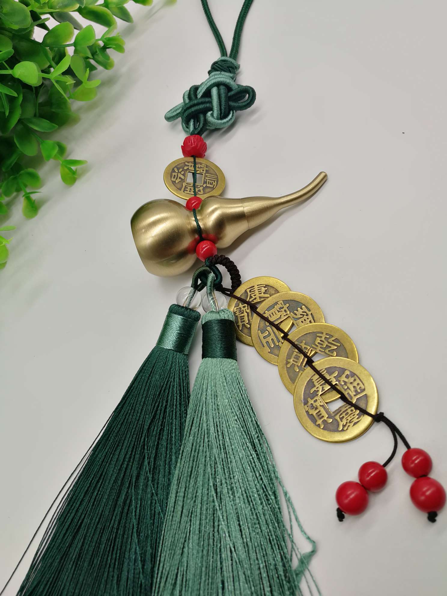 Pure copper brushed sealed oil gourd with Five Emperors' coins hanging on a car Item Picture