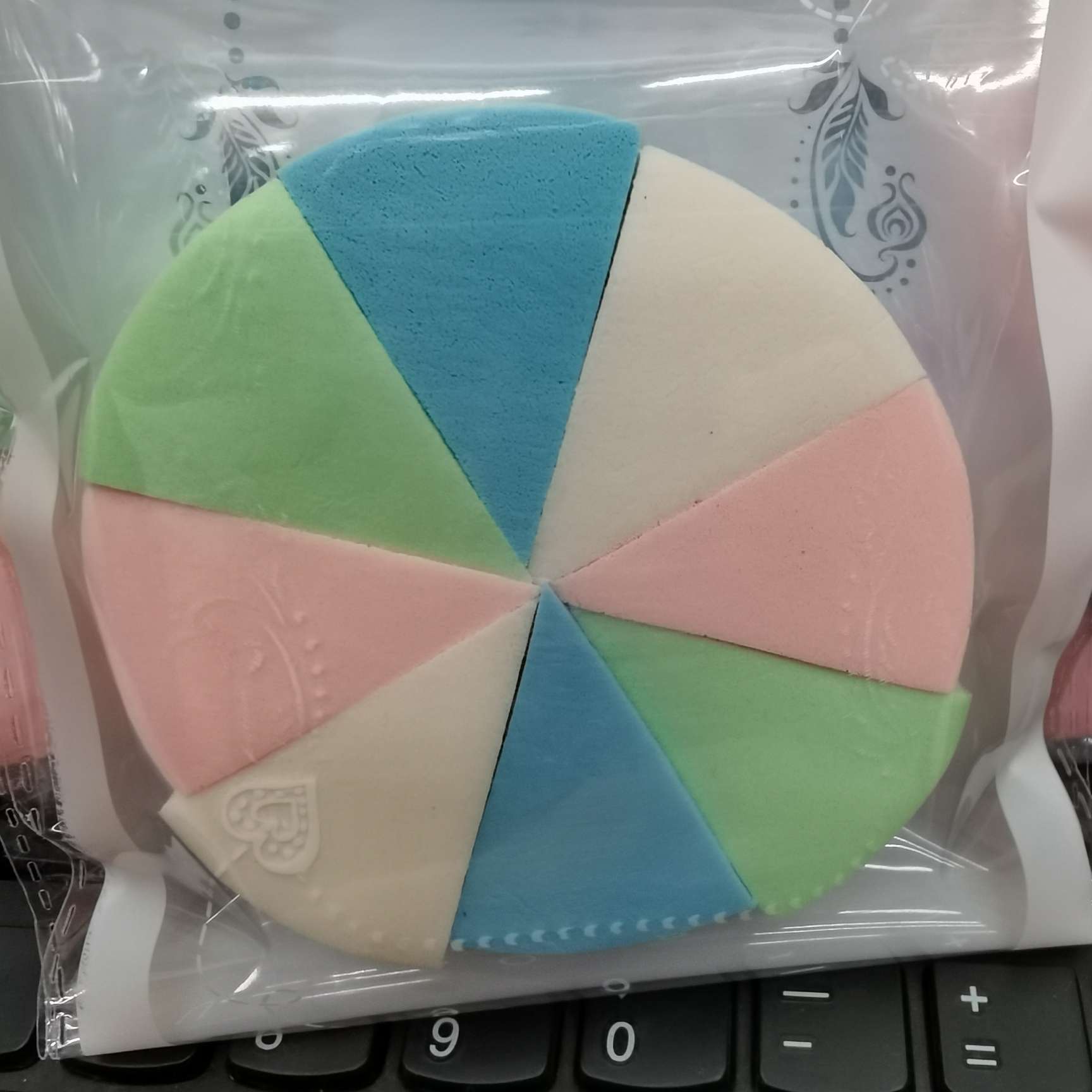 Eight round powder puff makeup egg makeup tool thumbnail