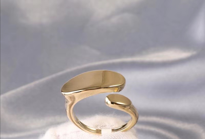 Individual glossy copper gold plated ring