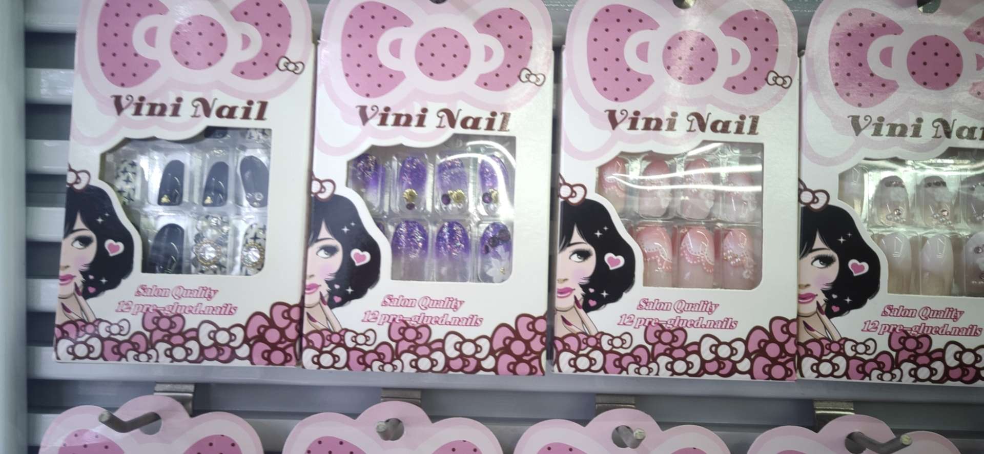 穿戴甲 新娘甲 带钻款美甲 背胶指甲 新款图