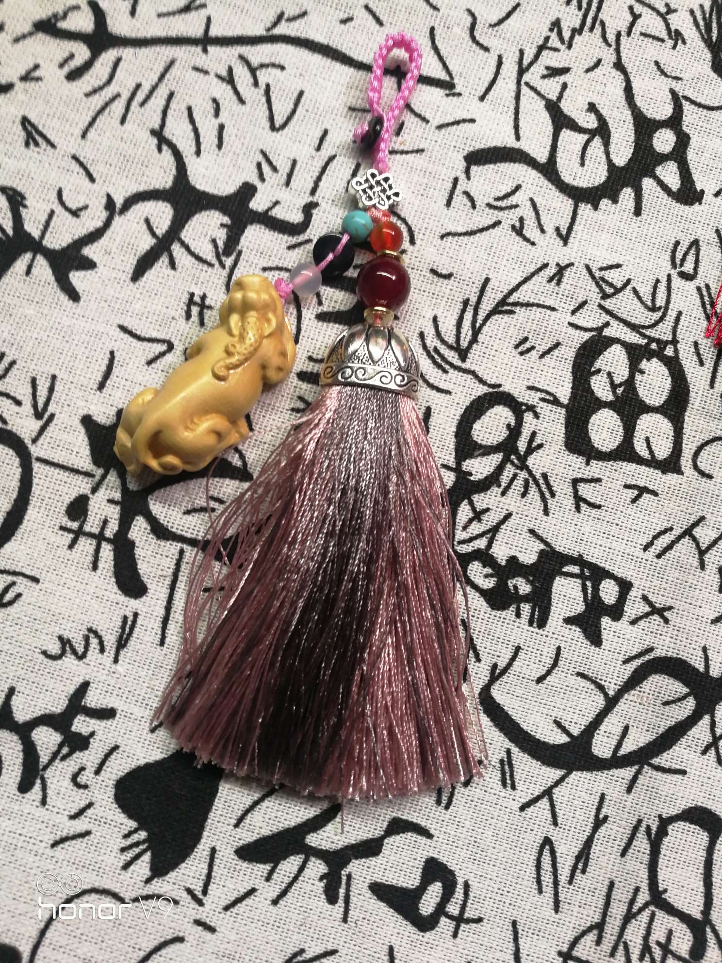 黄杨木莲花挂双色穗子钥匙扣挂件详情图7