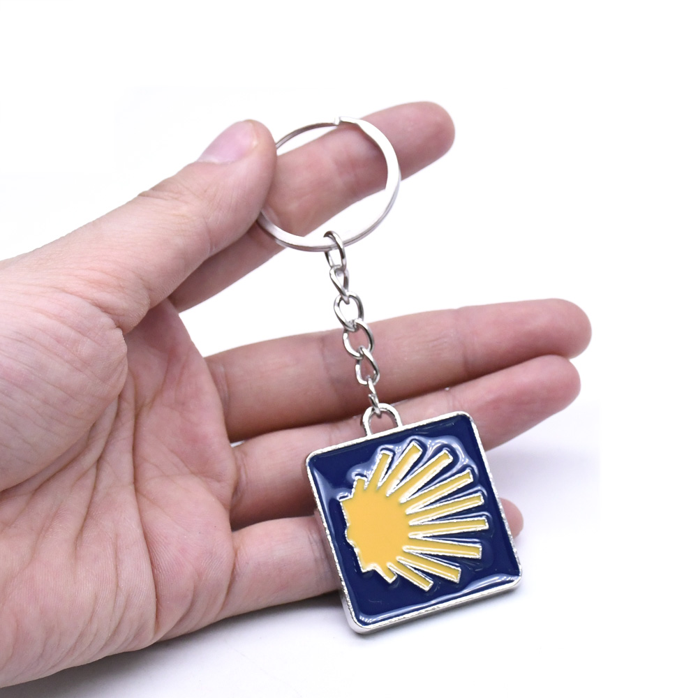 Baiyou SANTIAGO Santiago Shell keychain Pendant, ring Accessory, Religious travel Relic, Gift and Giveaway Item Picture
