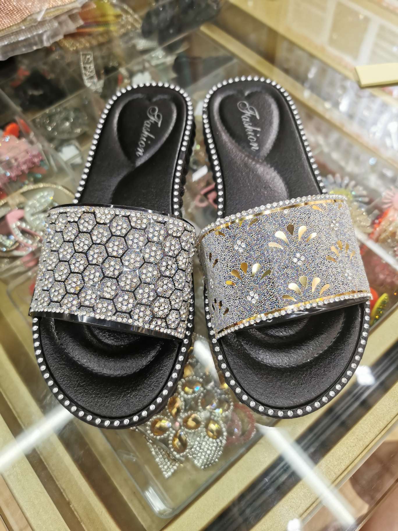 Laser glitter upper