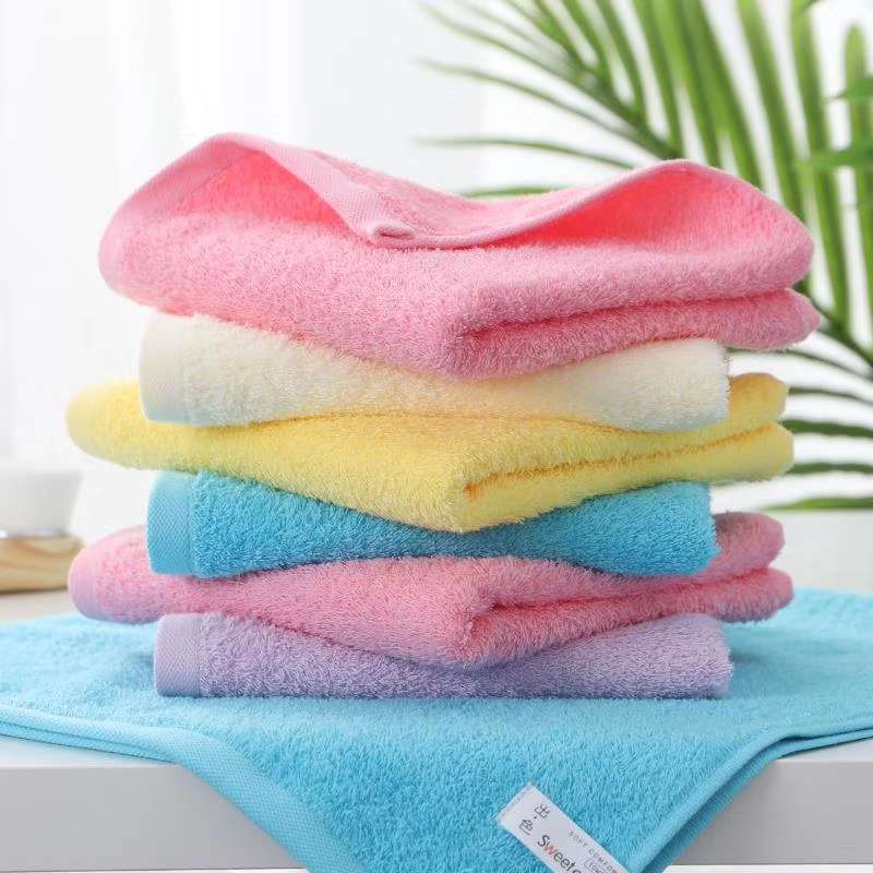 Coloured Towel details Picture