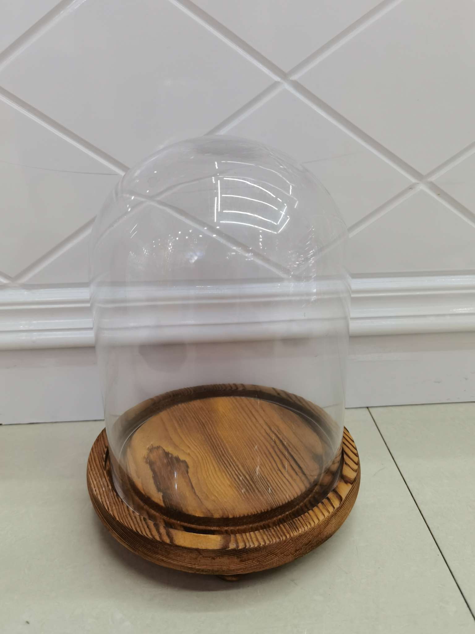 Glass crafts, glass wedding supplies, glass vases, glass decorations