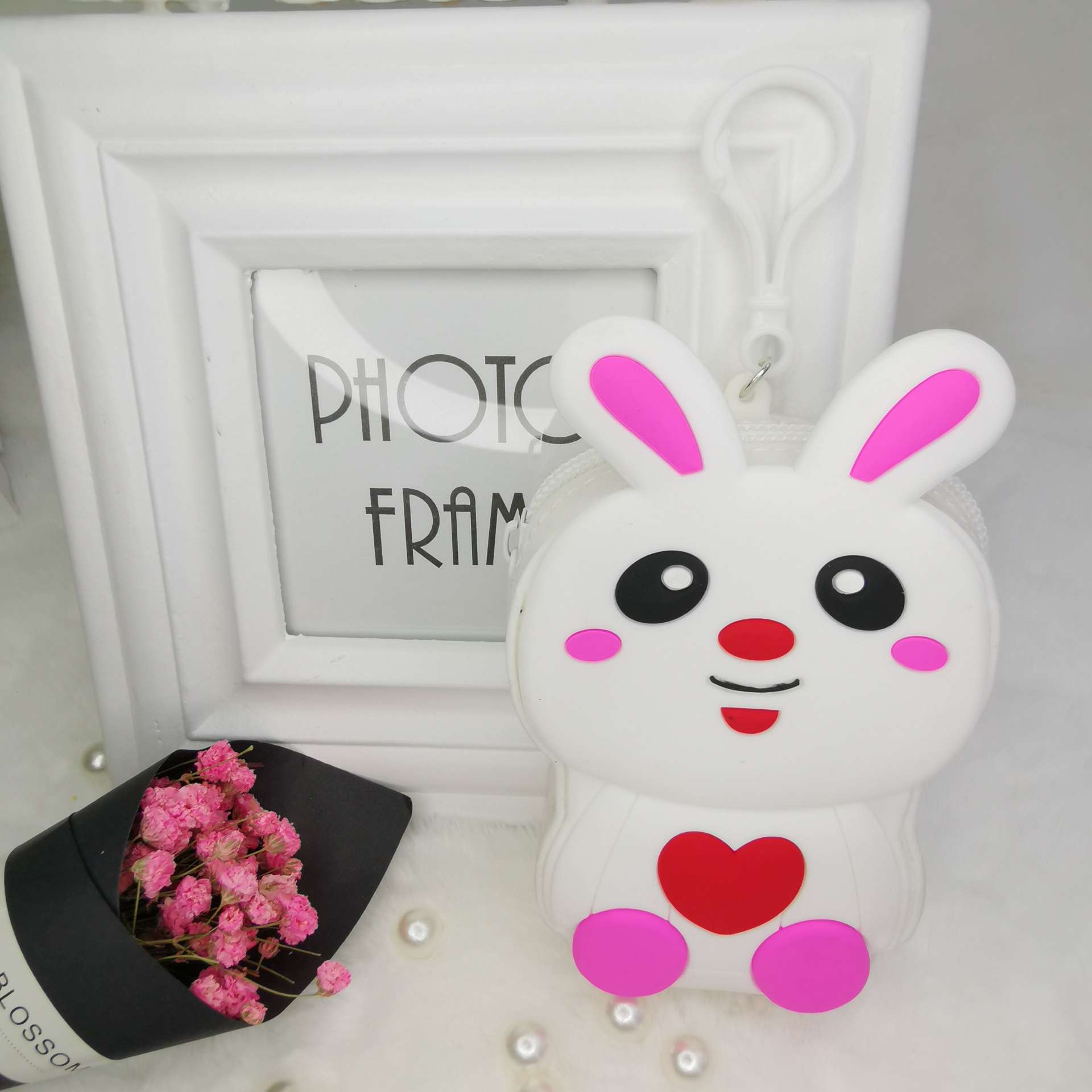 硅胶爱心兔子零钱包化妆包糖果包详情图7