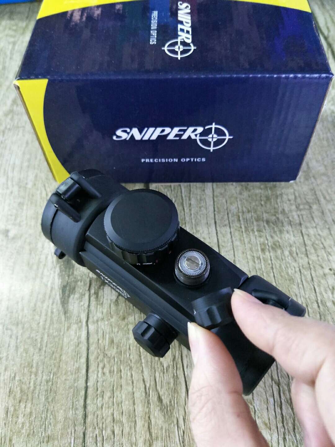 Sniper 1✘30 with built-in red and green dots, brand goods of top-quality undefined