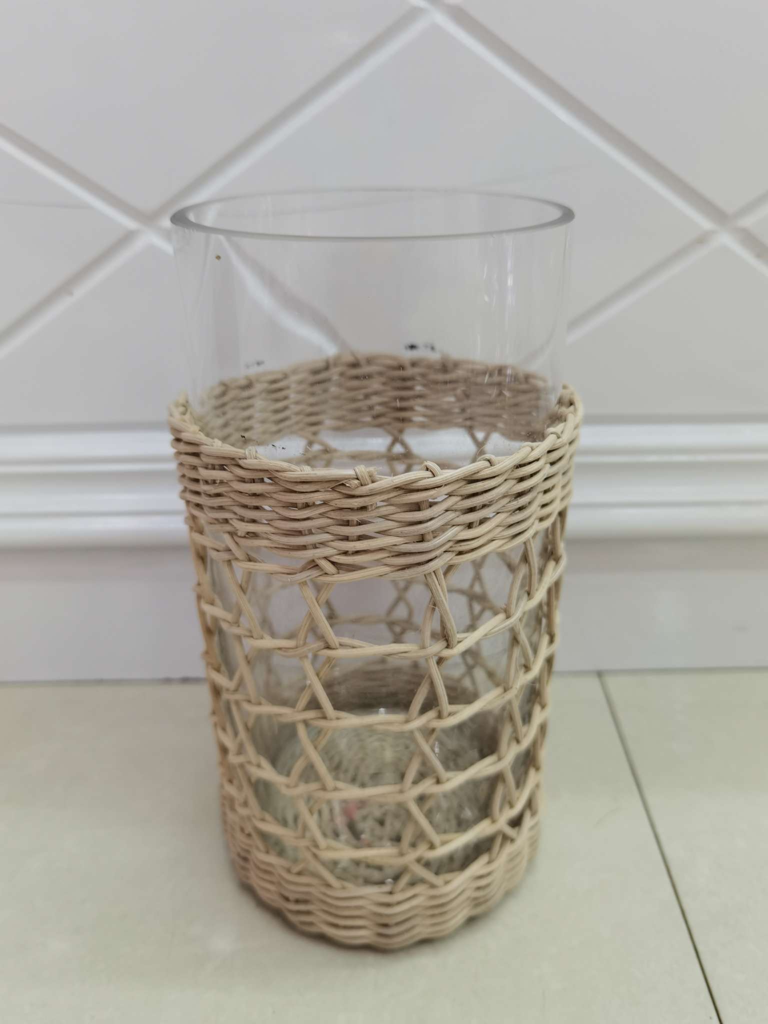 Glass crafts, glass wedding supplies, glass decorations