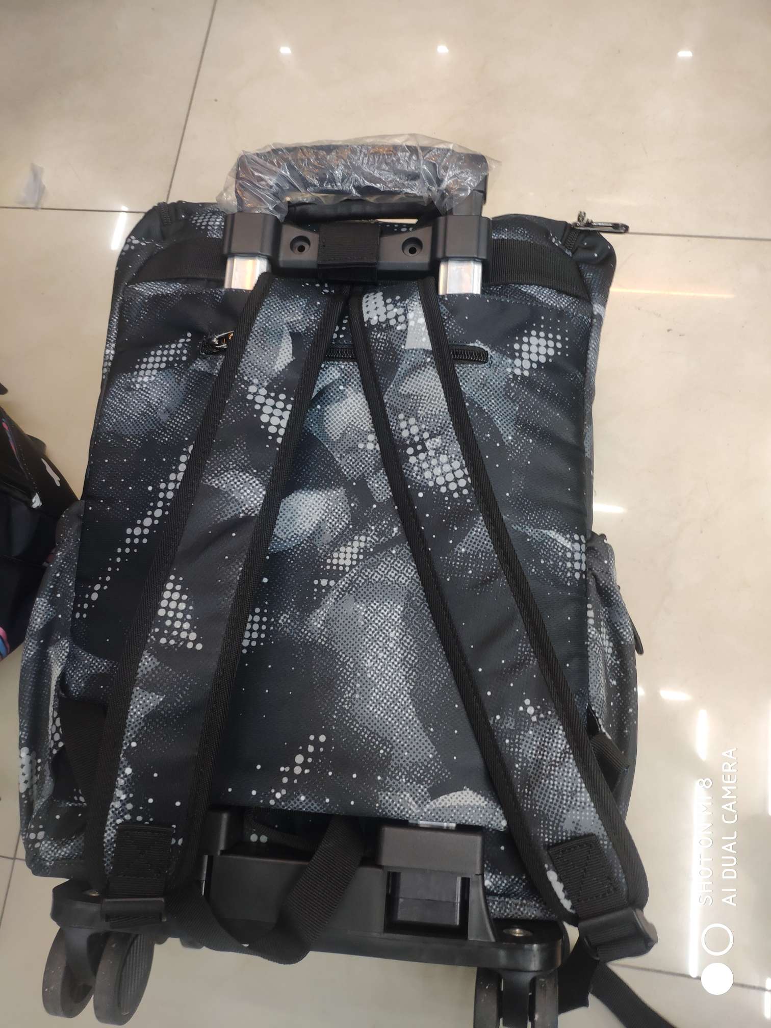 Multi-Color Detachable Rod Bag undefined