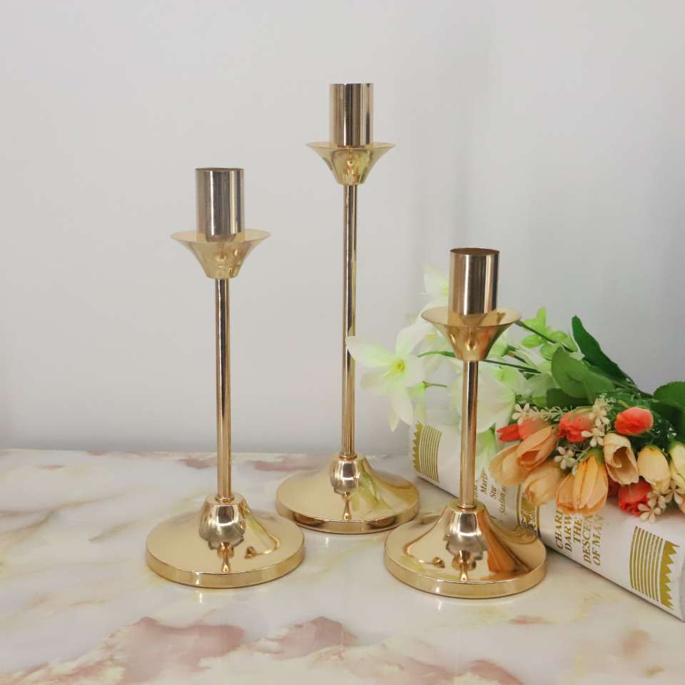 Simple metal candlestick
