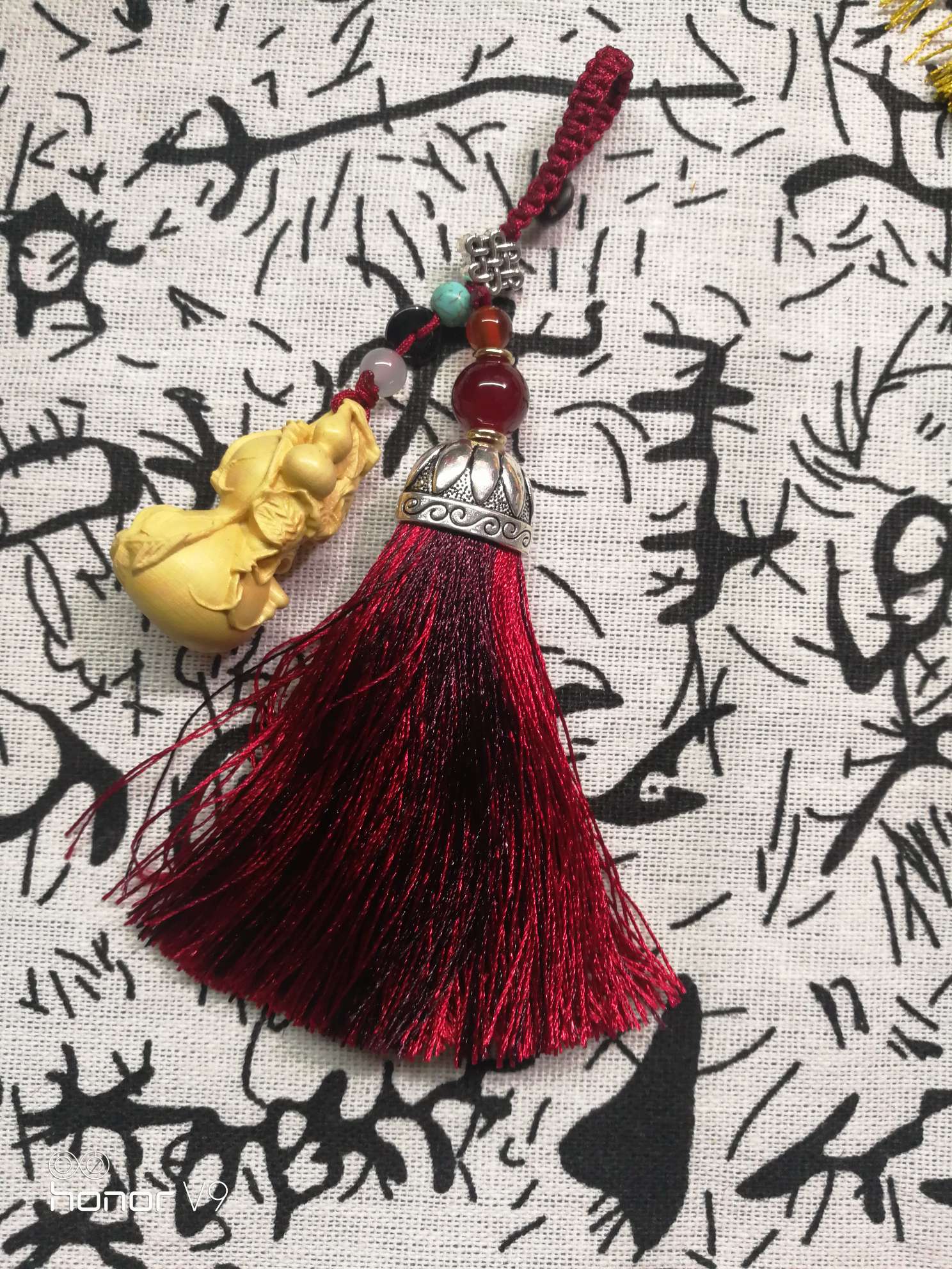 黄杨木莲花挂双色穗子钥匙扣挂件详情图6