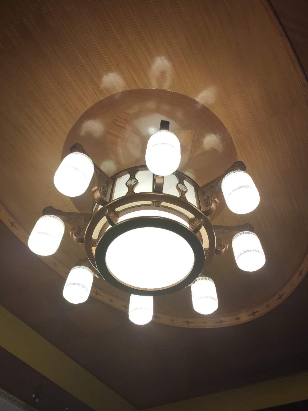 Yiwu Denis Lighting describe pic - 1