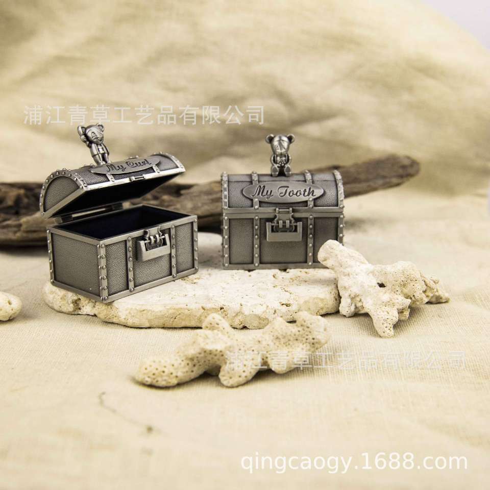 6B55，小皮箱，小熊胎毛乳牙盒产品图