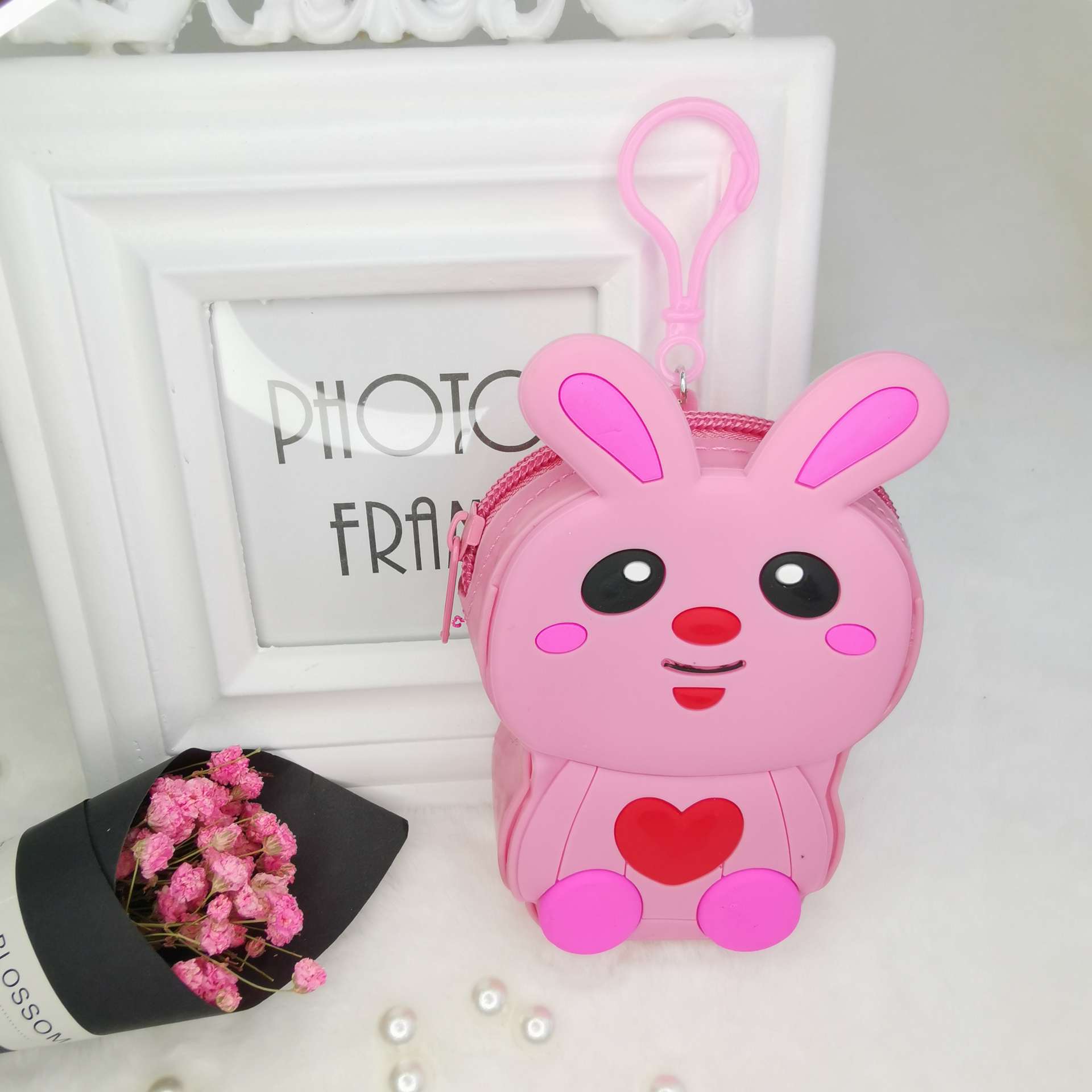 硅胶爱心兔子零钱包化妆包糖果包详情图6