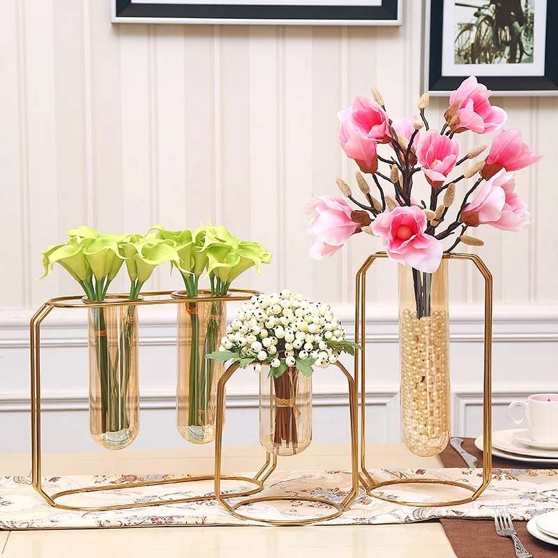 A light luxury modern metal vase