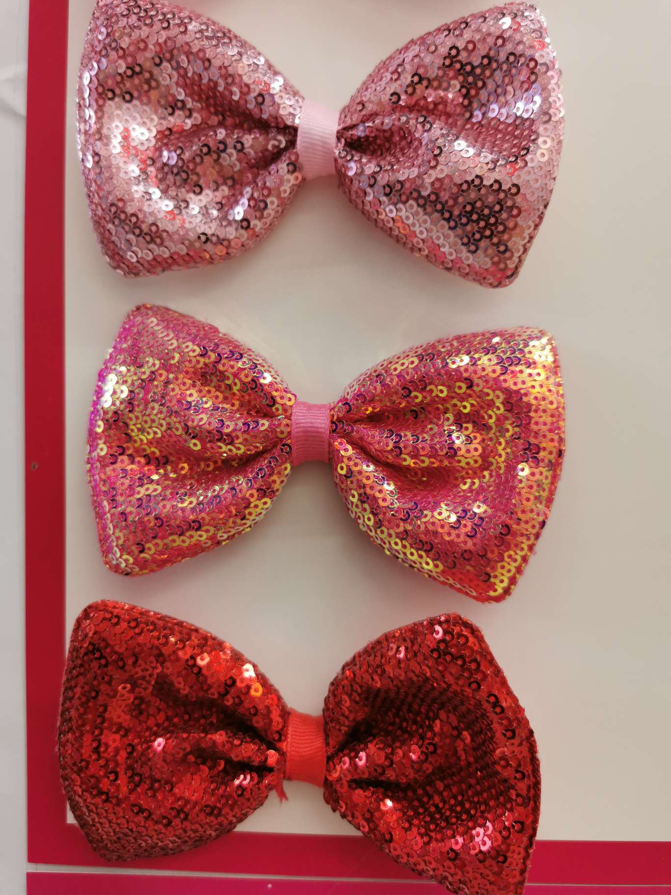 12.5 cm three-millimeter overlapping bow tie Application Scenario