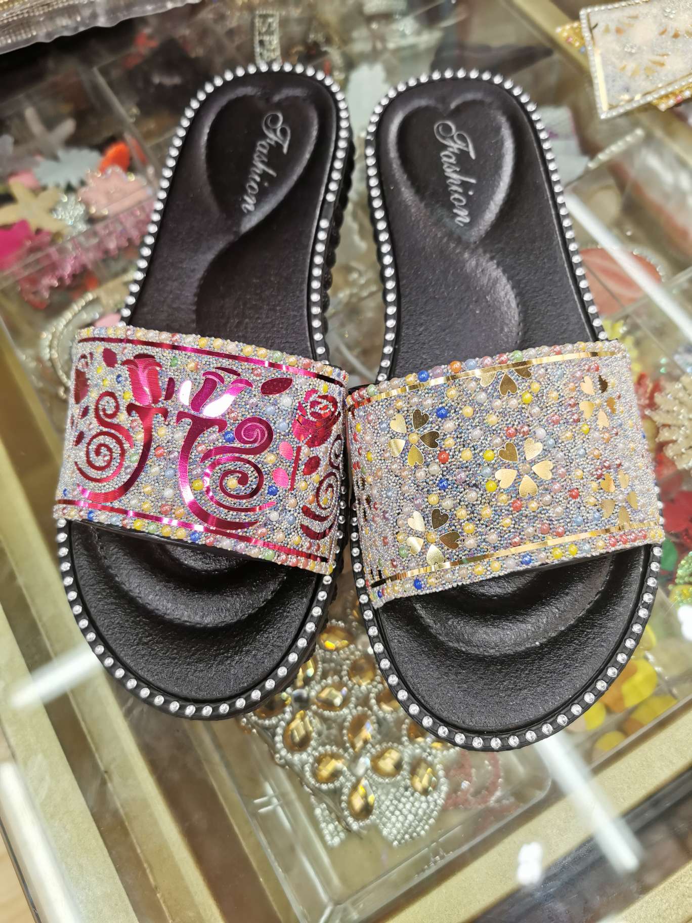 亮片七彩陶瓷鞋面 镭射片鞋面 女拖鞋面