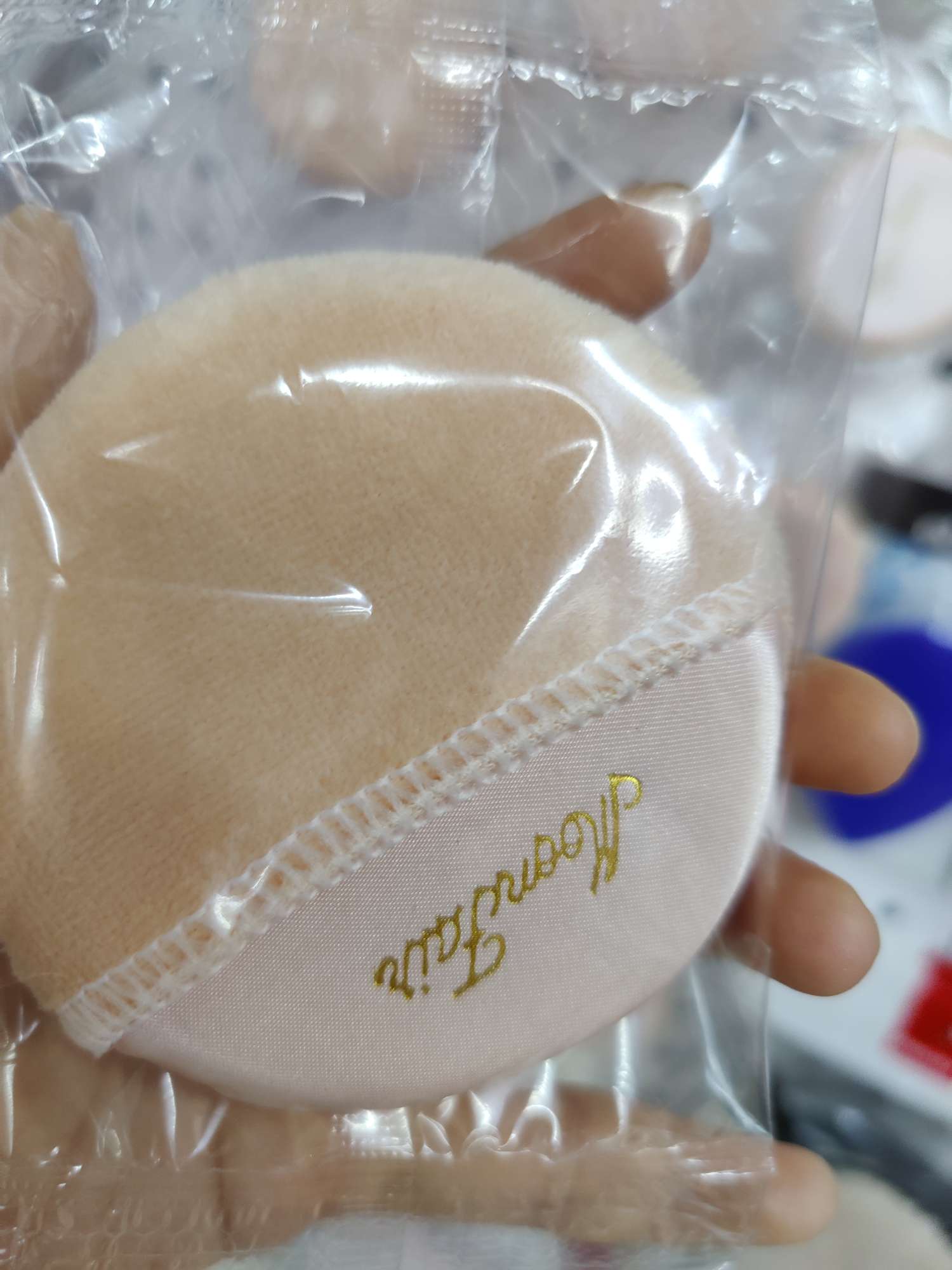 9cm machine-packed powder puff thumbnail