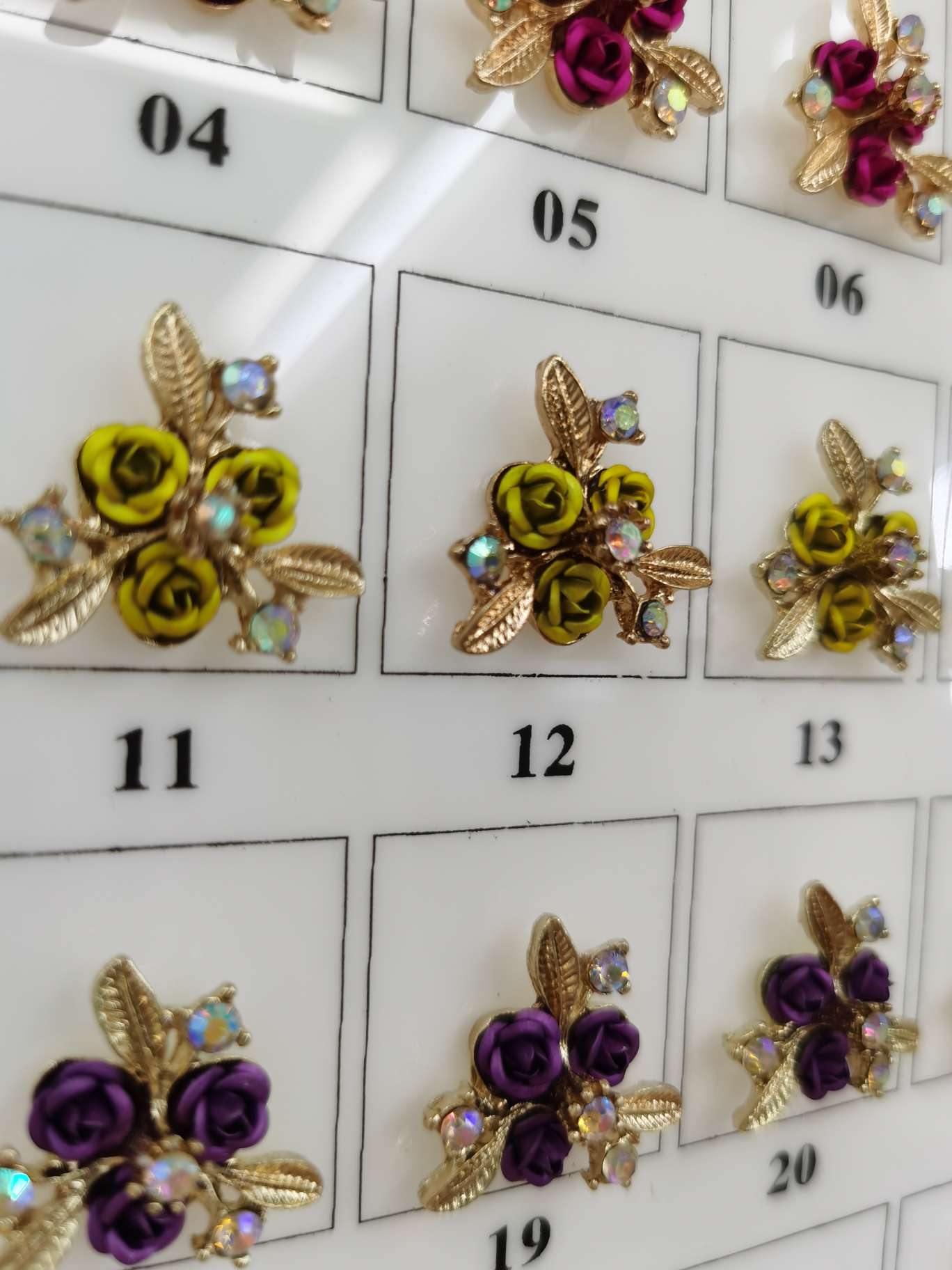 Joe accessories rose buttons, alloy buttons, rhinestone buttons, accessories, clothing accessories, special shaped buttons thumbnail