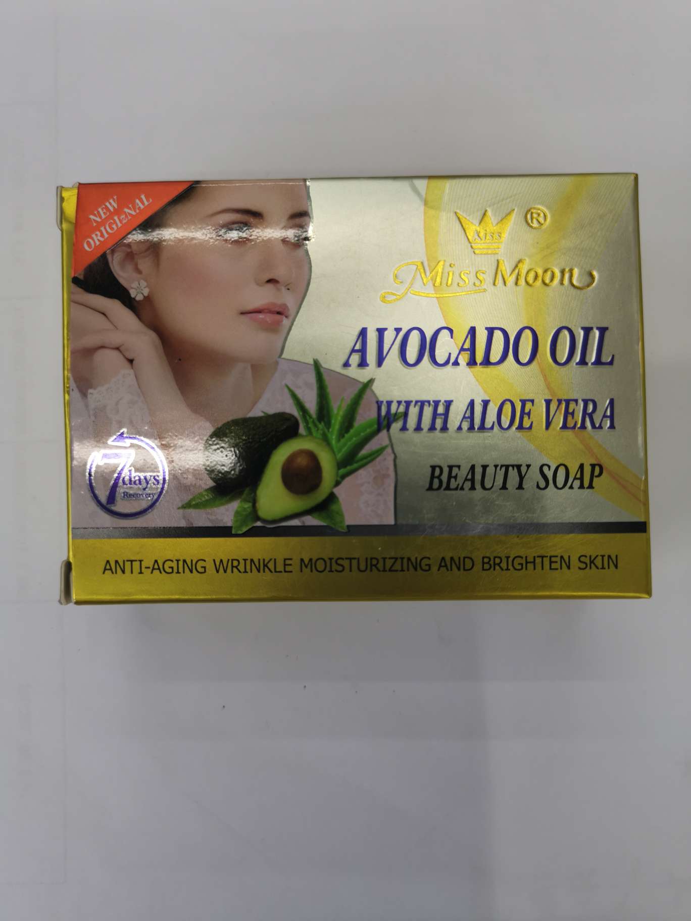 Clean and moisturize avocado soap thumbnail