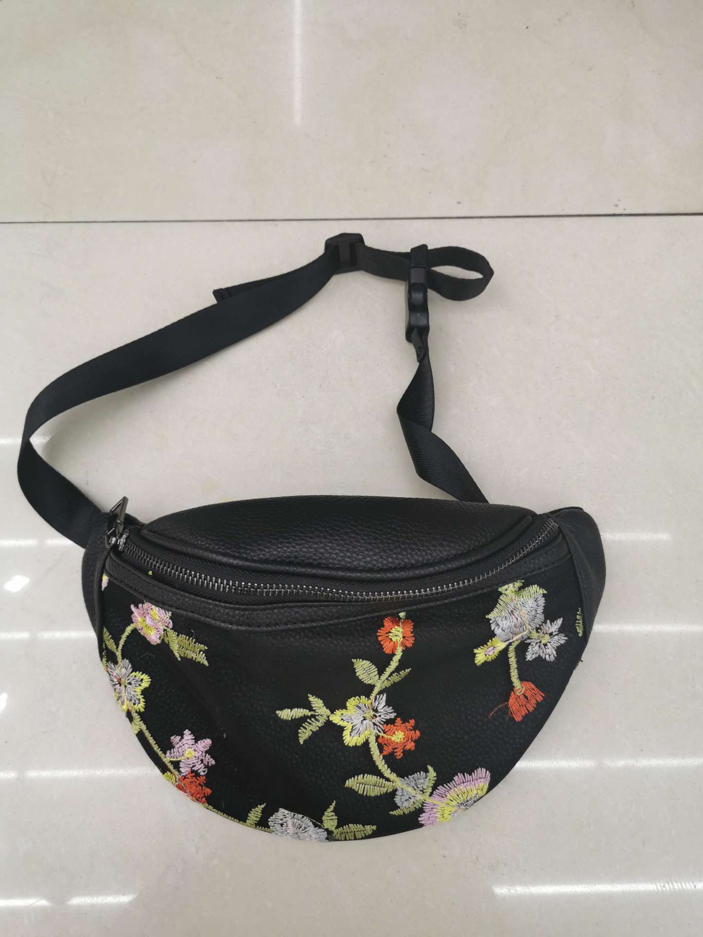 Embroidered lace belt