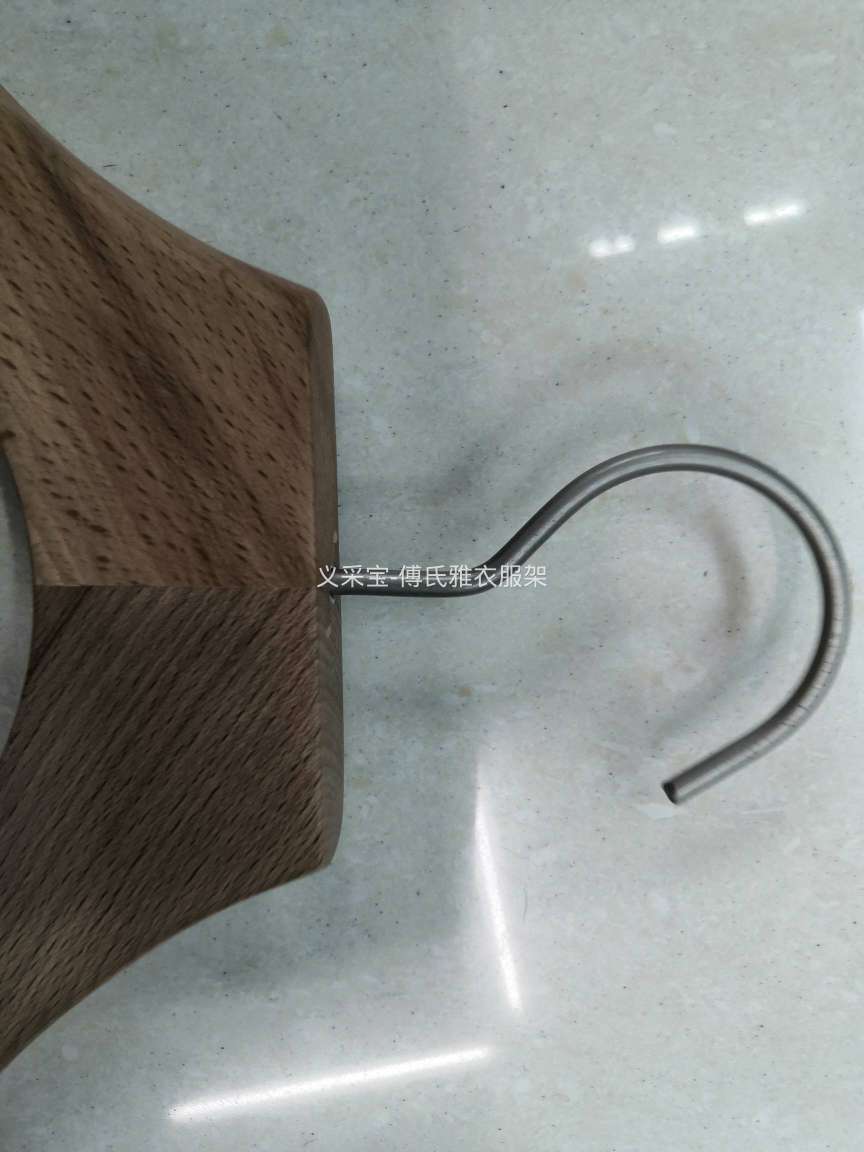 衣架木质实木服装店防滑定制成人无痕衣挂裤夹批发儿童原木女装木榉木宽肩衣架成人防滑白底实物图