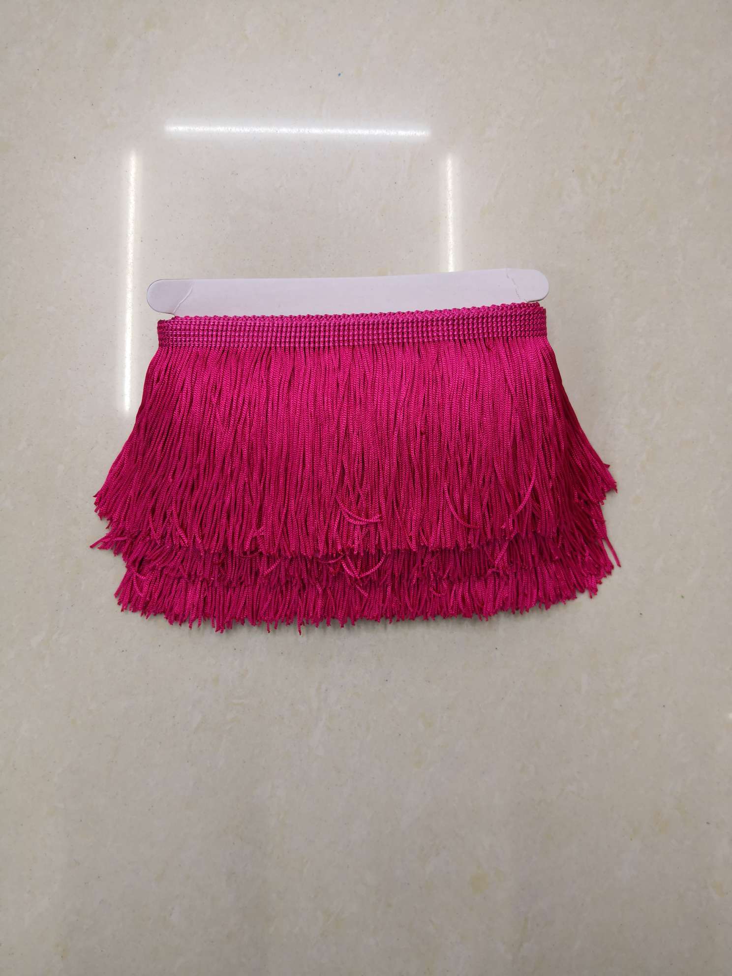 9 cm single rose-red beard thumbnail