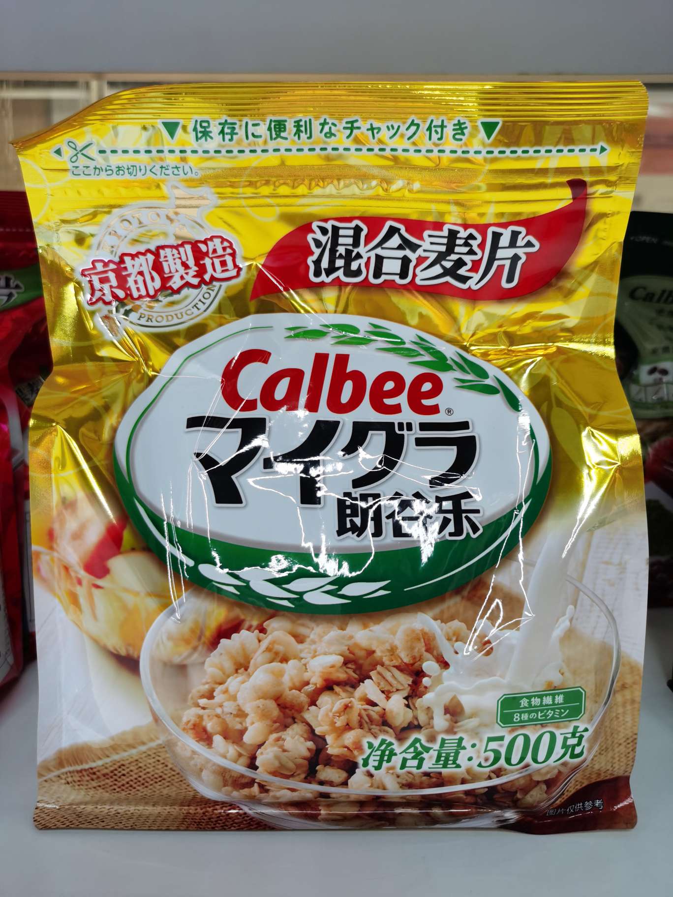 Calbee 混合麦片