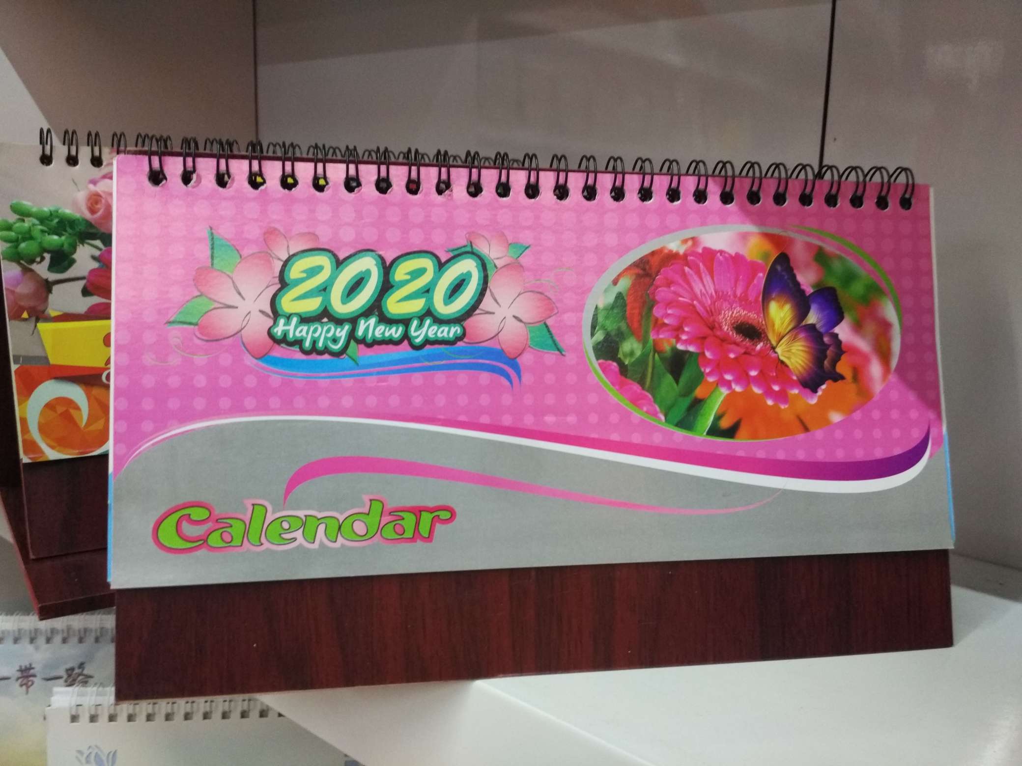 2020 Page-turning desk calendar, monthly calendar, office decoration in English details Picture